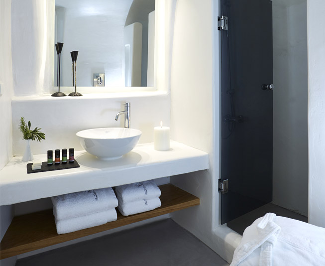 Executive Cave Suite With Private Heated Jacuzzi